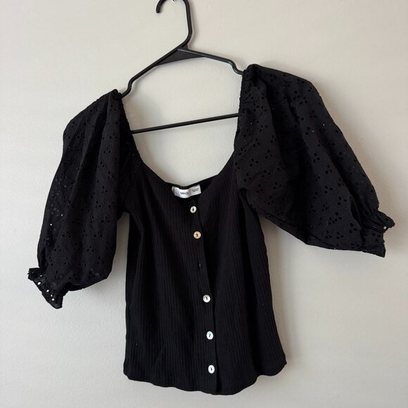 Mango Tops - MNG Fitted Button-Down Top with Statement Sleeves – Chic & Feminine